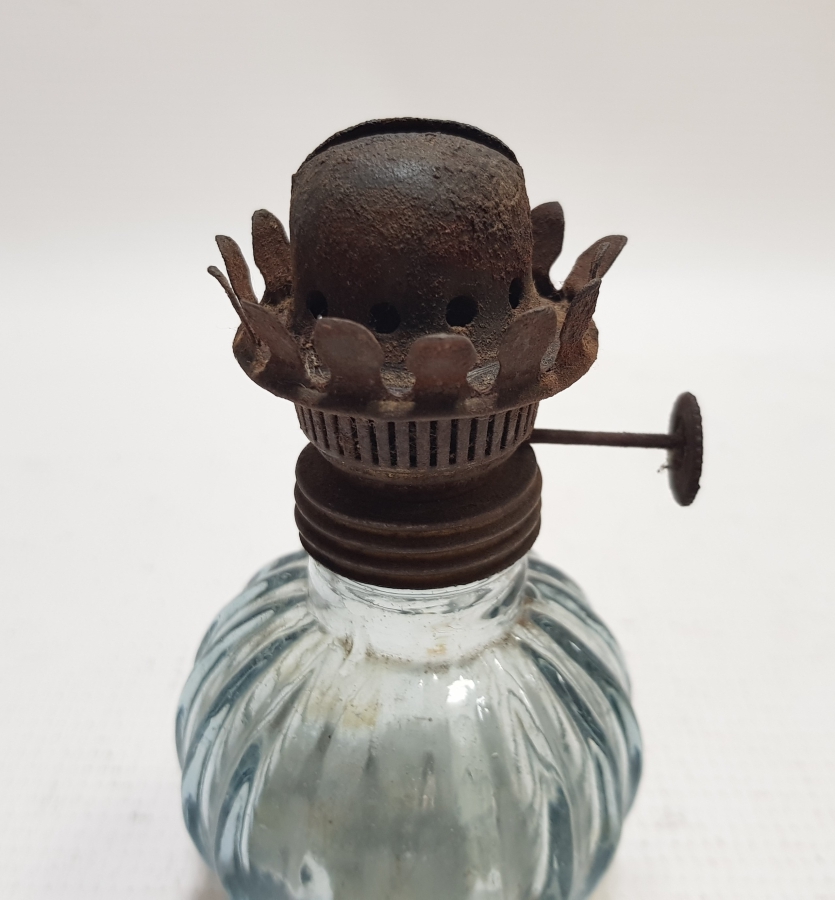 NADİR RENKTE ANTİKA ŞİNANAY LAMBA