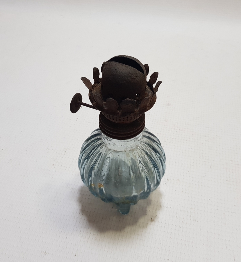 NADİR RENKTE ANTİKA ŞİNANAY LAMBA