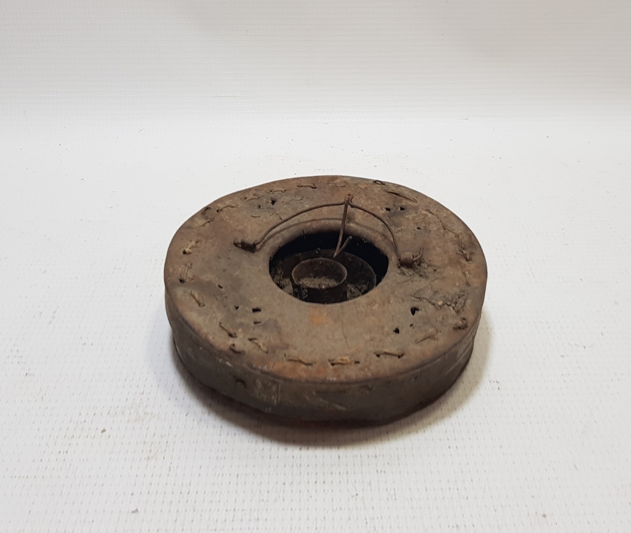 PRİMİTİF TİPTE EL YAPIMI NADİR FENER