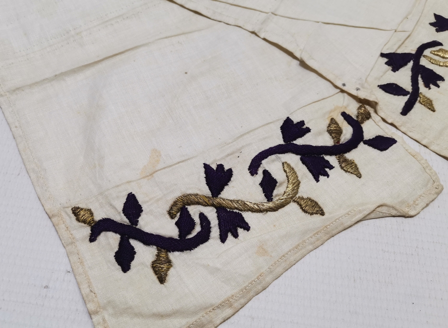 İPEK ÜZERİ SIRMA İŞÇİLİKLİ OSMANLI DÖNEMİ UÇKUR