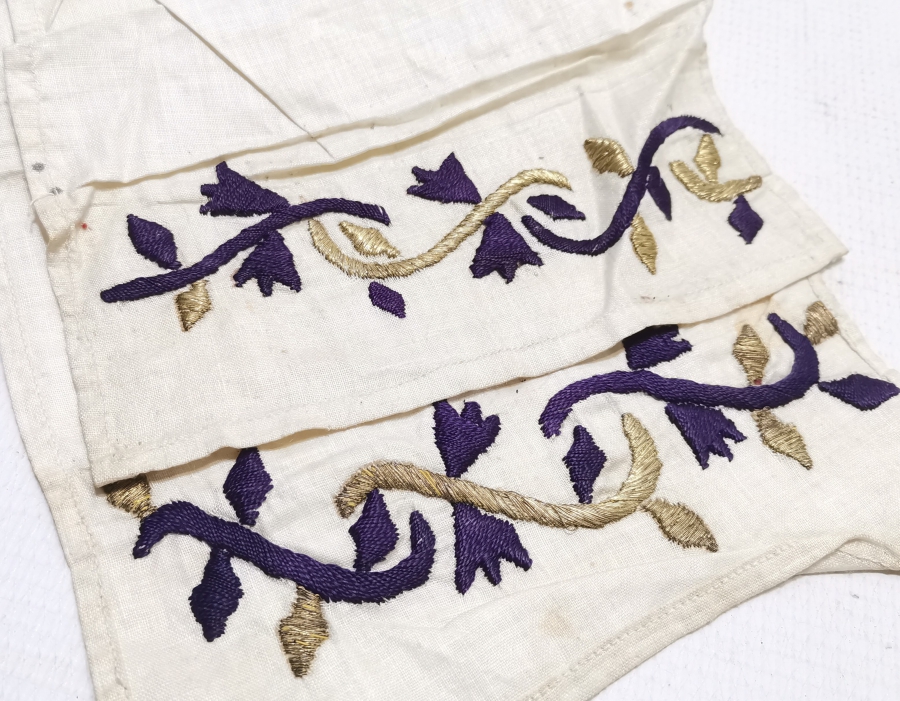 İPEK ÜZERİ SIRMA İŞÇİLİKLİ OSMANLI DÖNEMİ UÇKUR