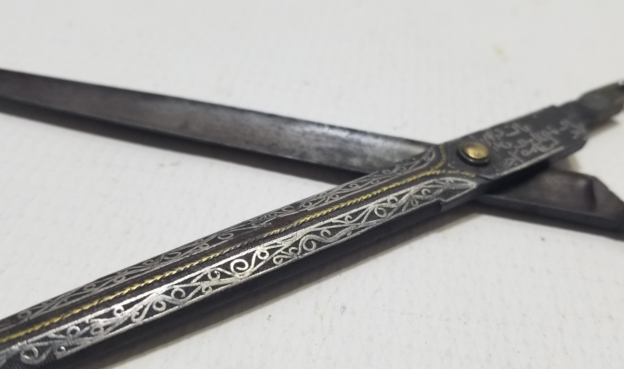 ÜZERİ OSMANLICA YAZILI ALTIN VE GÜMÜŞ ÇAKMA İŞÇİLİKLİ NADİR TİPTE OSMANLI DÖNEMİ HATTAT MAKASI