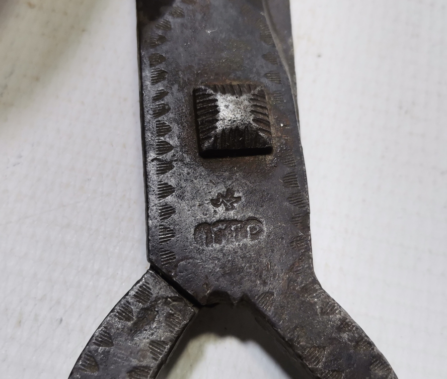 OSMANLI DÖNEMİ TARİHLİ VE USTA DAMGALI NADİR BÜYÜK BOY LOKUM MAKASI