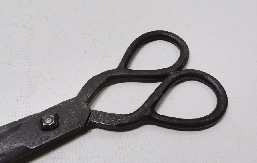 OSMANLI DÖNEMİ TARİHLİ VE USTA DAMGALI NADİR BÜYÜK BOY LOKUM MAKASI