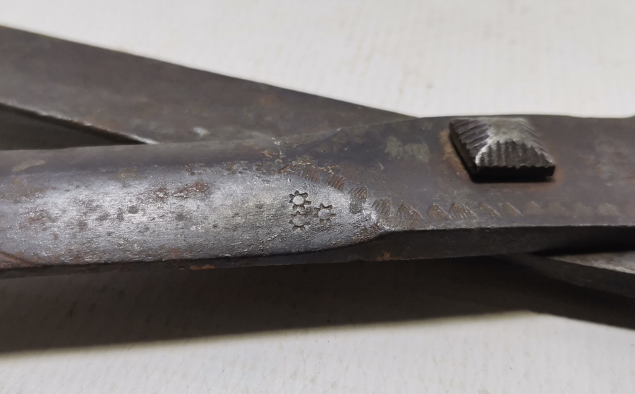 OSMANLI DÖNEMİ TARİHLİ VE USTA DAMGALI NADİR BÜYÜK BOY LOKUM MAKASI