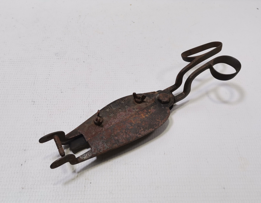 ÜZERİ OSMANLICA USTA DAMGALI NADİR TİPTE HEREKE HALI MAKASI