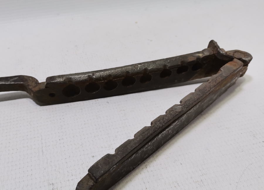 OSMANLI DÖNEMİ NADİR TİPTE KURŞUN KALIBI