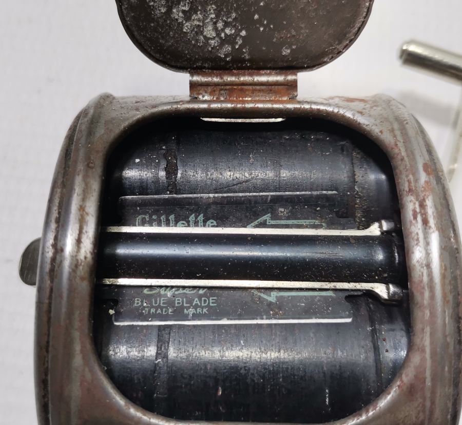 1900 BAŞLARI ÇOK NADİR JİLET BİLEME ALETİ