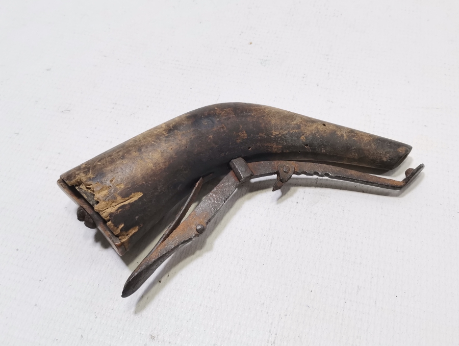 OSMANLI DÖNEMİ EL YAPIMI NADİR PİŞTOV BARUTLUĞU