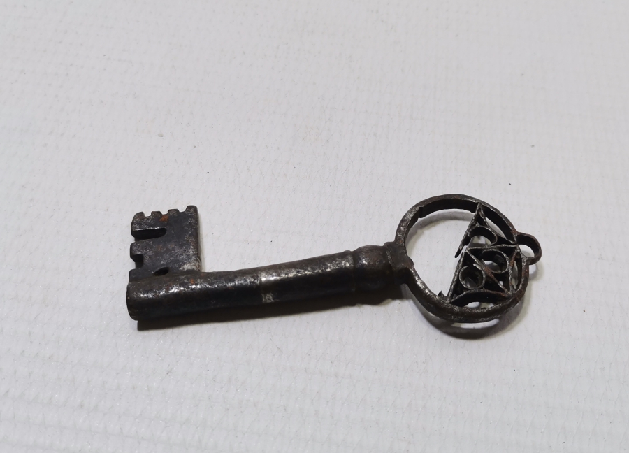 OSMANLI DÖNEMİ NADİR TİPTE SAPI İŞLEMELİ KAYSERİ ANAHTAR