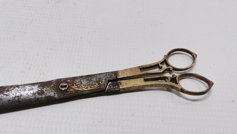 ÜZERİ ALTIN ÇAKMA İŞÇİLİKLİ OSMANLI DÖNEMİ HATTAT MAKASI