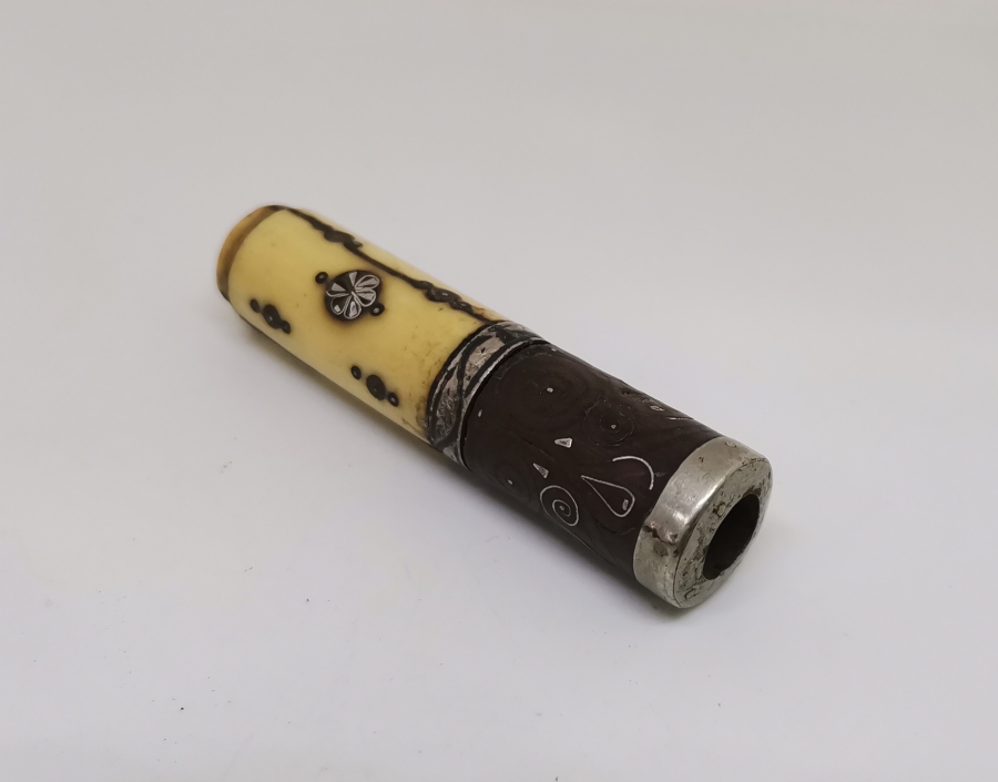 GÜMÜŞ ÇAKMA İŞÇİLİKLİ OSMANLI DÖNEMİ FİLDİŞİ AFYON SİGARA AĞIZLIĞI PARÇASI