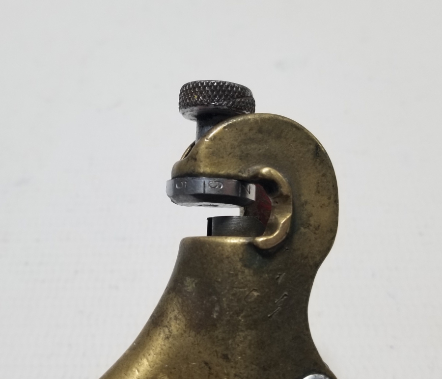 ANTİKA DÜĞME DELGECİ