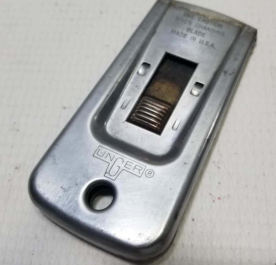 AMERİKAN YAPIMI NADİR AFİŞ KAZIMA ALETİ