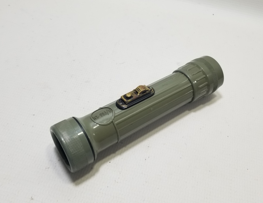 2. DÜNYA SAVAŞI DÖNEMİ BAKALİT KASA EL FENERİ