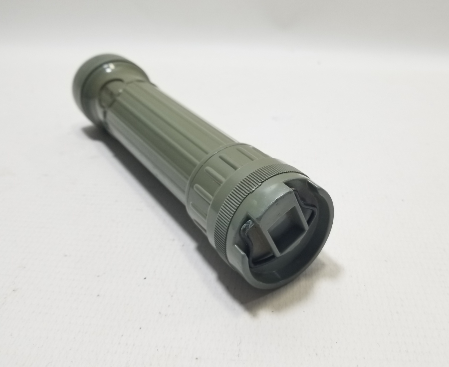 2. DÜNYA SAVAŞI DÖNEMİ BAKALİT KASA EL FENERİ