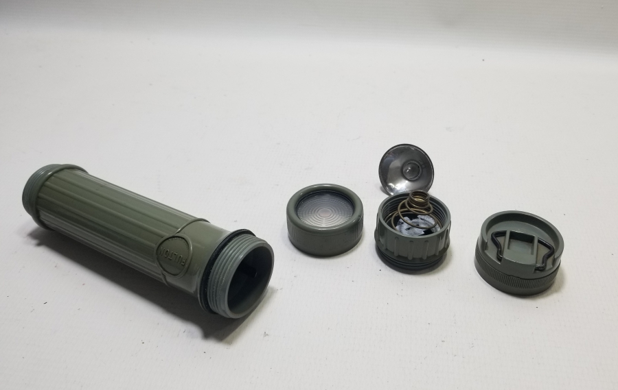 2. DÜNYA SAVAŞI DÖNEMİ BAKALİT KASA EL FENERİ