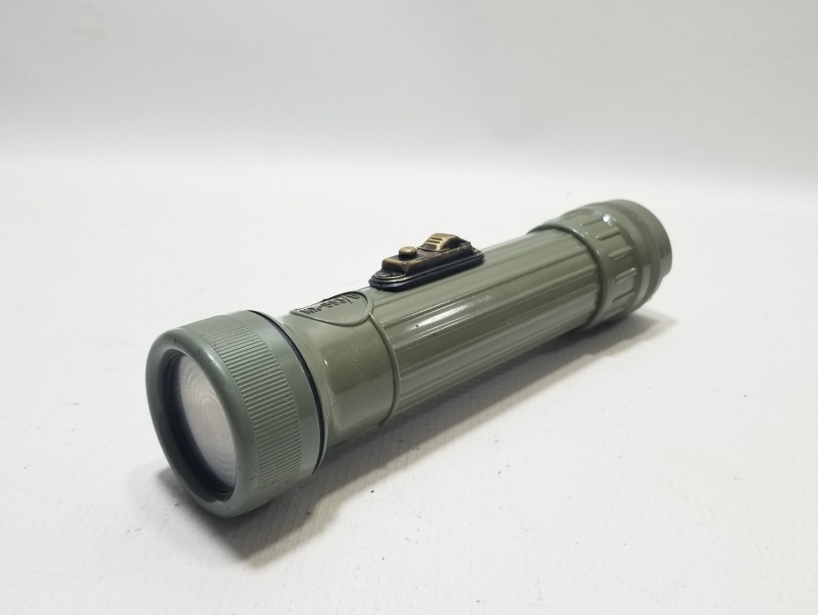 2. DÜNYA SAVAŞI DÖNEMİ BAKALİT KASA EL FENERİ