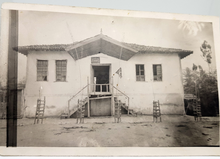 TURHAL BELEDİYE BİNASI GÖRSELLİ CUMHURİYET BAŞLARI FOTOĞRAF