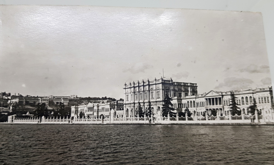 DOLMABAHÇE SARAYI GÖRSELLİ ARKASI OSMANLICA YAZILI OSMANLI DÖNEMİ NADİR KARTPOSTAL