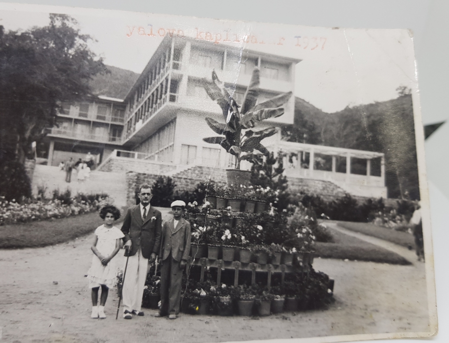 1937 YILI YALOVA KAPLICALARI GÖRSELLİ SİYAH-BEYAZ FOTOĞRAF