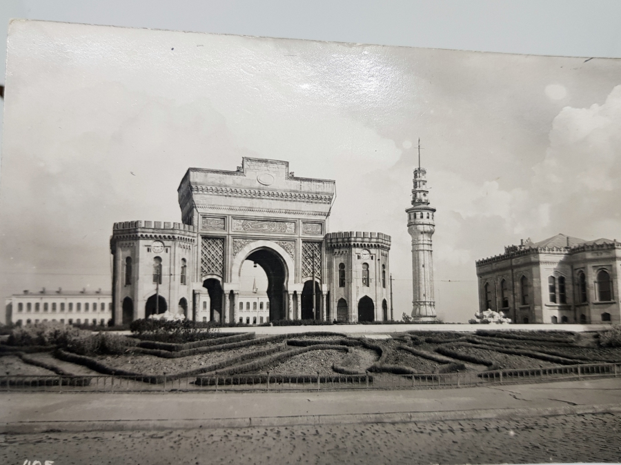 OSMANLI DÖNEMİ ARKASI OSMANLICA YAZILI BEYAZID MEYDANI GÖRSELLİ MAX FRUCHTERMANN EDİTÖRLÜ NADİR KARTPOSTAL