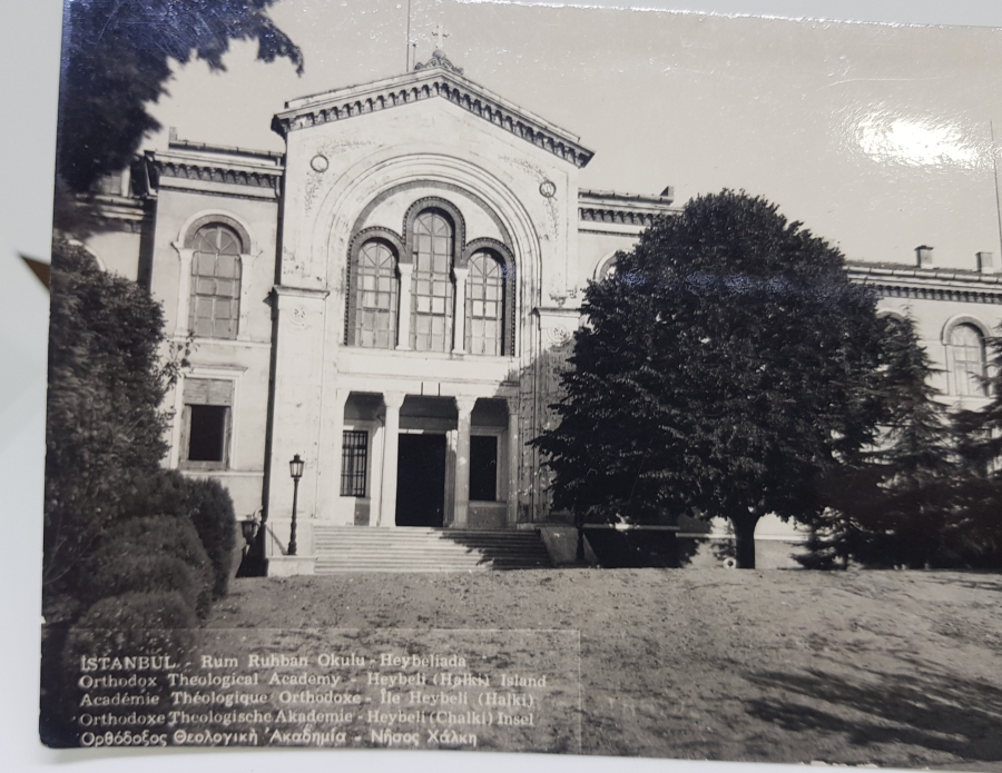 HEYBELİADA RUM RUHBAN OKULU SİYAH-BEYAZ FOTOĞRAF