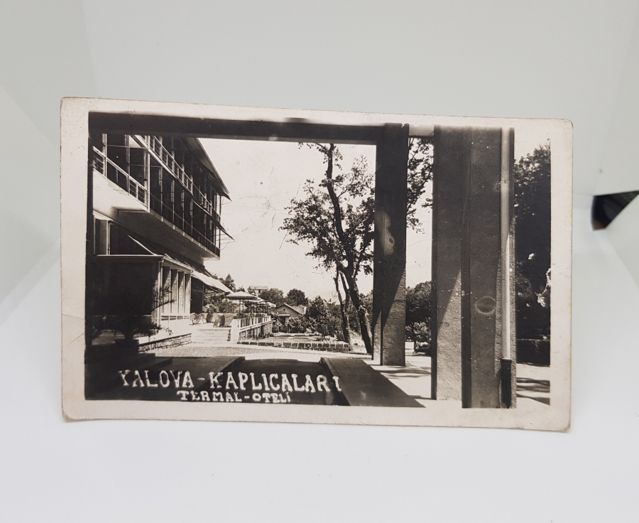 YALOVA KAPLICALARI TERMAL OTELİ GÖRSELLİ SİYAH-BEYAZ FOTOĞRAF