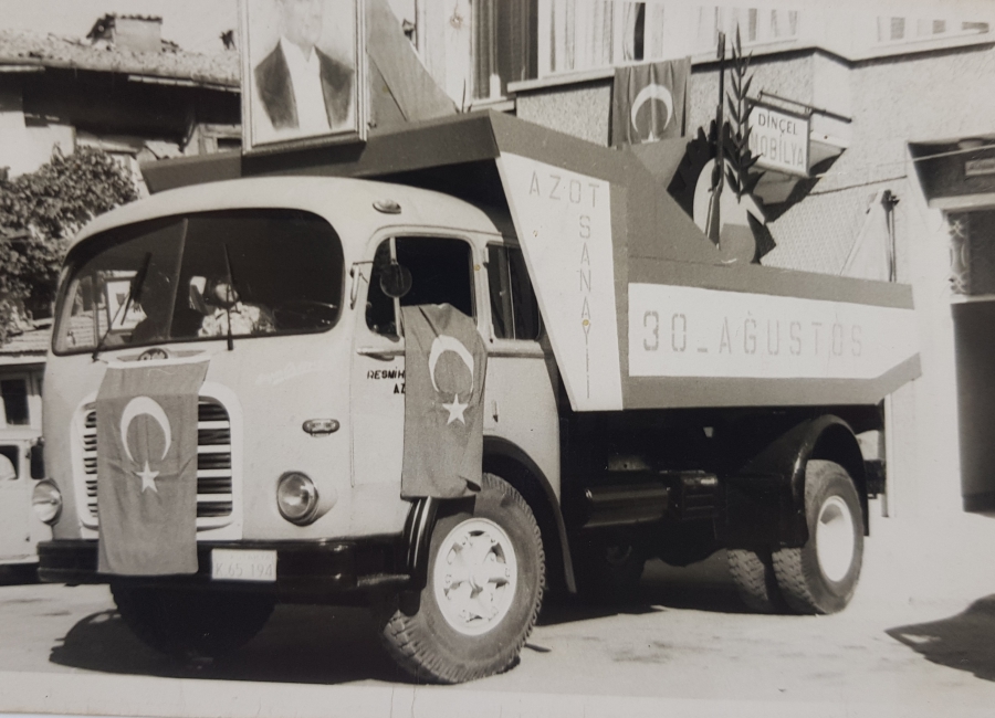 30 AĞUSTOS ZAFER BAYRAMI KONULU SİYAH-BEYAZ FOTOĞRAF