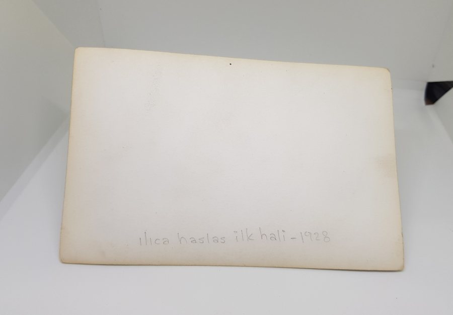 YALOVA KAPLICALARI'NDA ÇEKİLMİŞ SİYAH-BEYAZ FOTOĞRAF