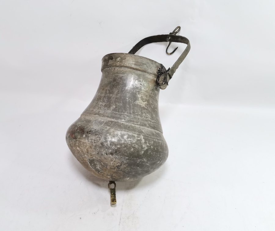 OSMANLI DÖNEMİ NADİR FORMDA BERBER SULUĞU