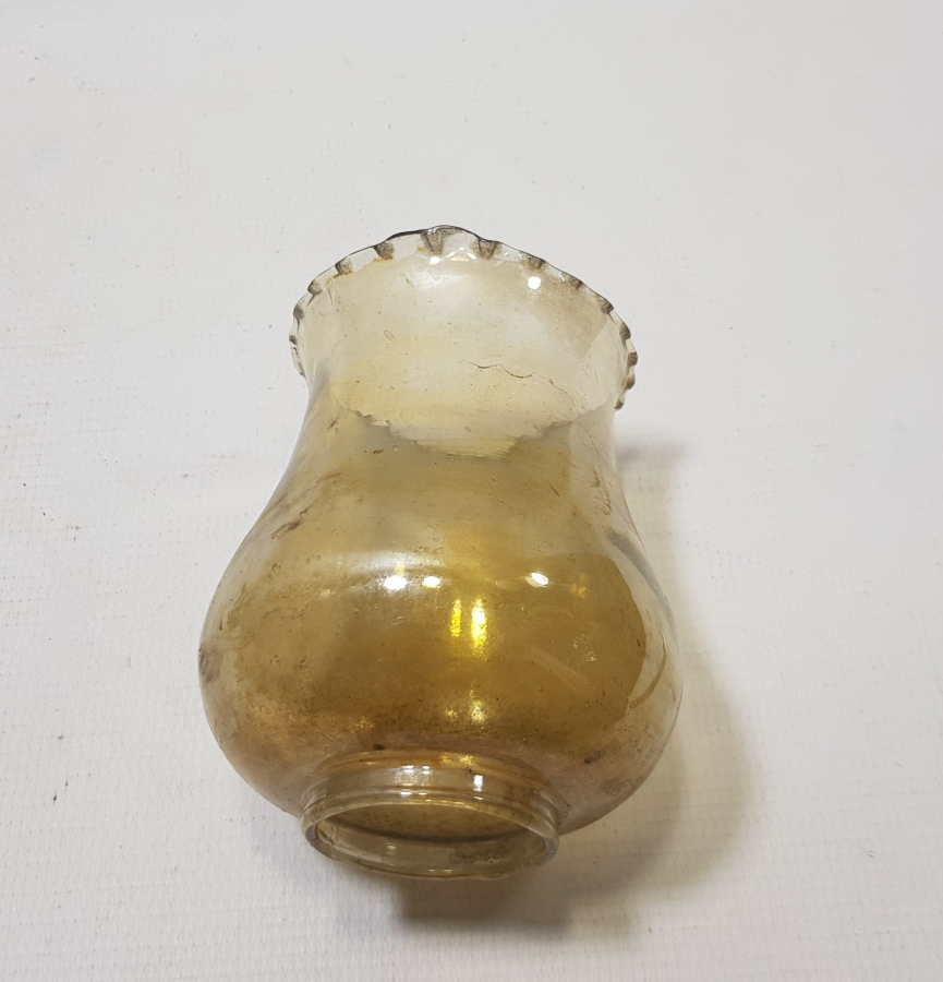 OSMANLI DÖNEMİ NADİR RENKTE GAZ LAMBASI CAMI