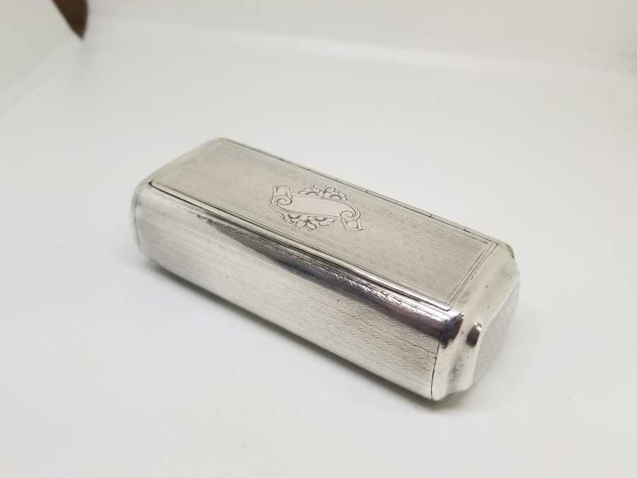 AZNAVUR İŞÇİLİKLİ ANTİKA GÜMÜŞ TÜTÜN TABAKASI