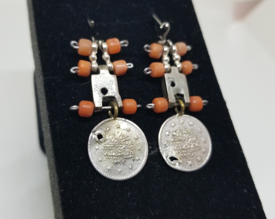 OSMANLI DÖNEMİ NADİR MERCANLI GÜMÜŞ KÜPE