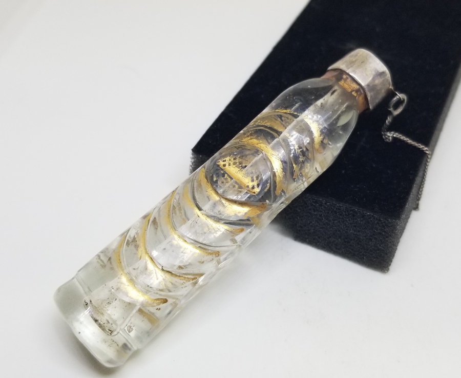 ÜZERİ ALTIN VERMEYLİ GÜMÜŞ KAPAKLI OSMANLI DÖNEMİ NADİR BEYKOZ PARFÜM ŞİŞESİ