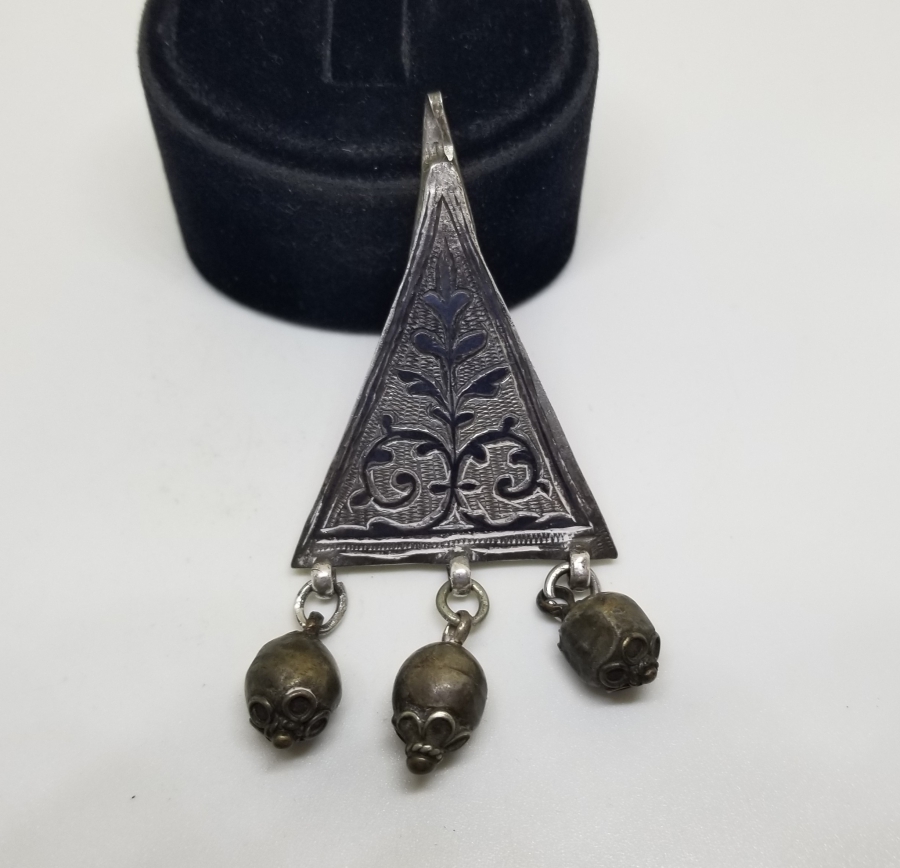 ÜZERİ SAVAT İŞÇİLİKLİ OSMANLI DÖNEMİ GÜMÜŞ KOLYE UCU