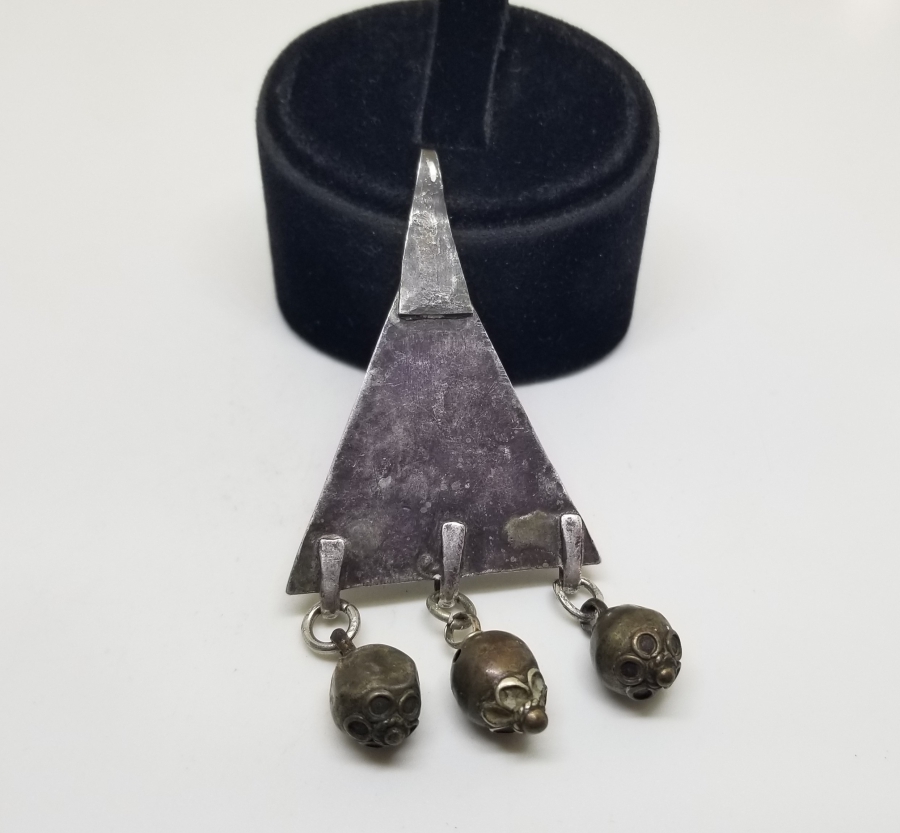 ÜZERİ SAVAT İŞÇİLİKLİ OSMANLI DÖNEMİ GÜMÜŞ KOLYE UCU