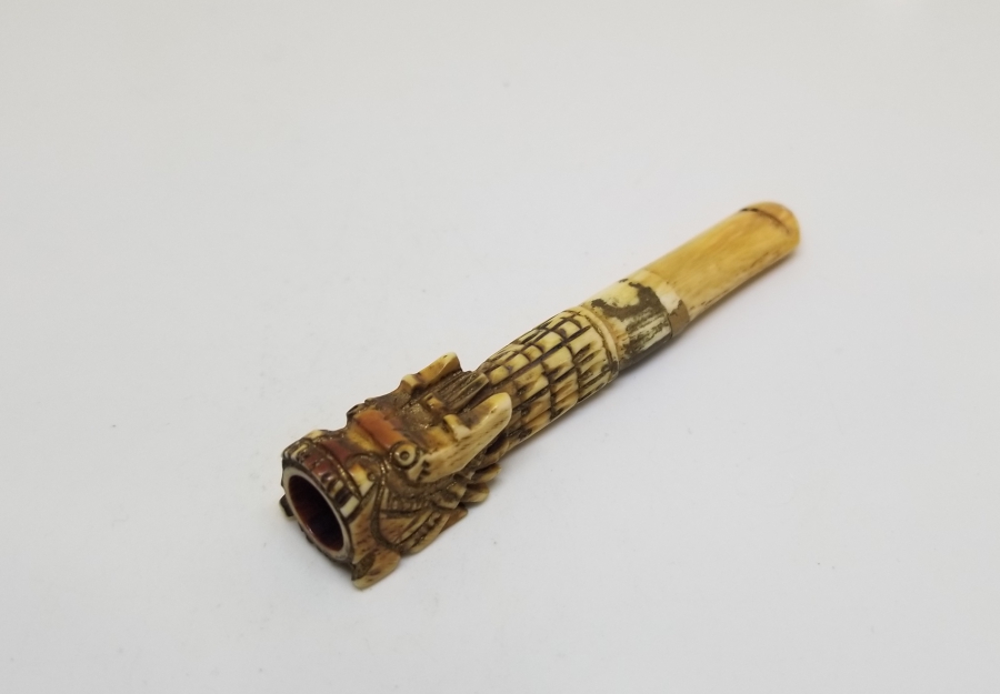 OSMANLI DÖNEMİ EJDERHA FORMUNDA YAPILMIŞ NADİR FİLDİŞİ SİGARA AĞIZLIĞI