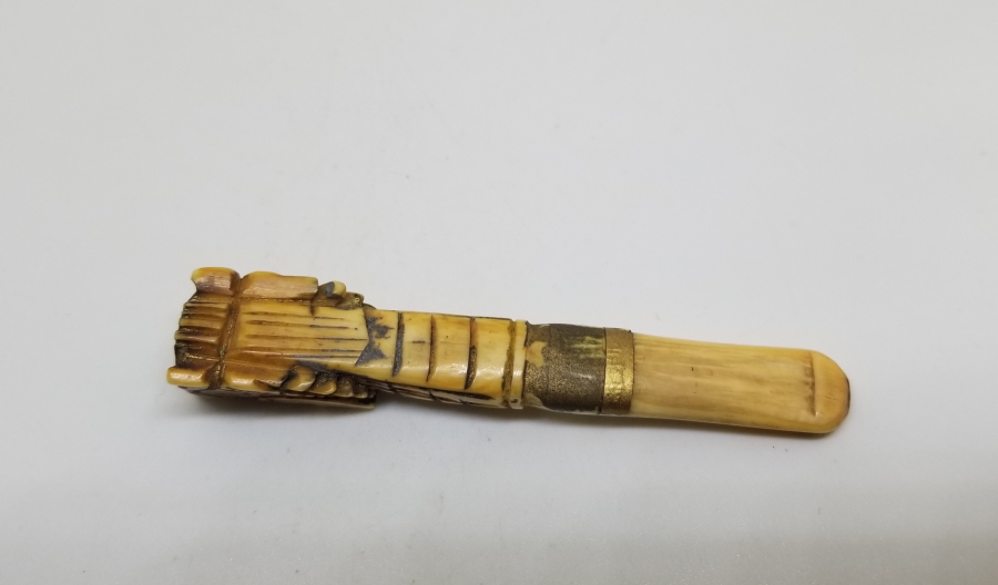 OSMANLI DÖNEMİ EJDERHA FORMUNDA YAPILMIŞ NADİR FİLDİŞİ SİGARA AĞIZLIĞI