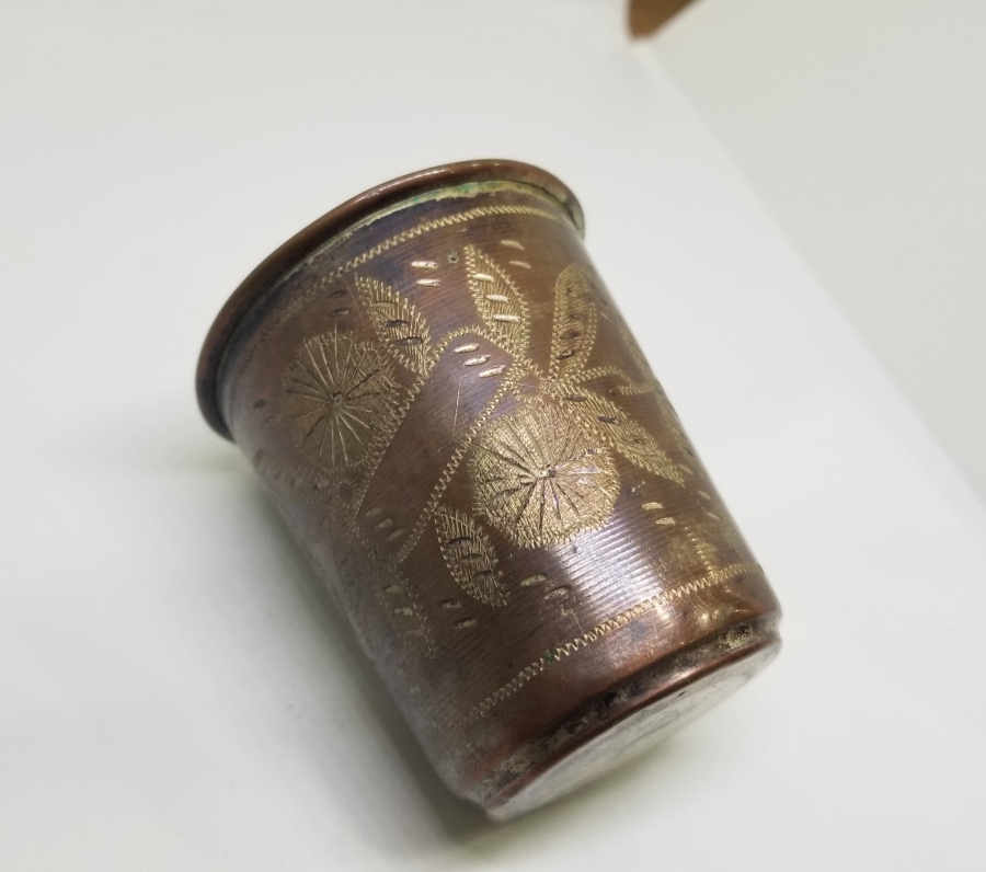 ÜZERİ KALEM İŞÇİLİKLİ OSMANLI DÖNEMİ SU BARDAĞI