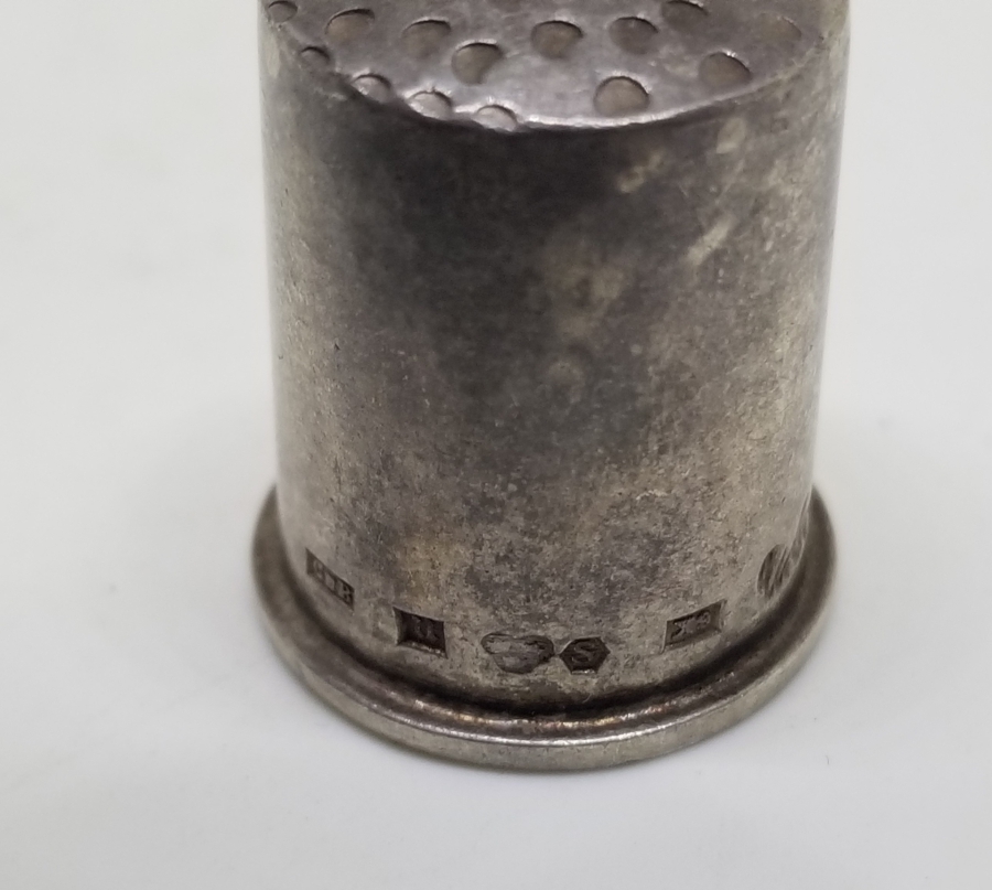 İNGİLİZ DAMGALI ANTİKA GÜMÜŞ TERZİ YÜKSÜĞÜ