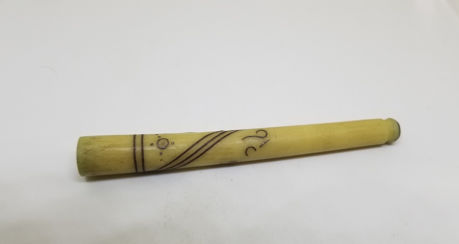 OSMANLI DÖNEMİ GÜMÜŞ ÇAKMA İŞÇİLİKLİ VE OSMANLICA YAZILI AFYON YAPIMI SİGARA AĞIZLIĞI