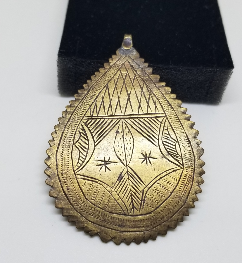 ÜZERİ KALEM İŞÇİLİKLİ OSMANLI DÖNEMİ ARMUDİ KOLYE