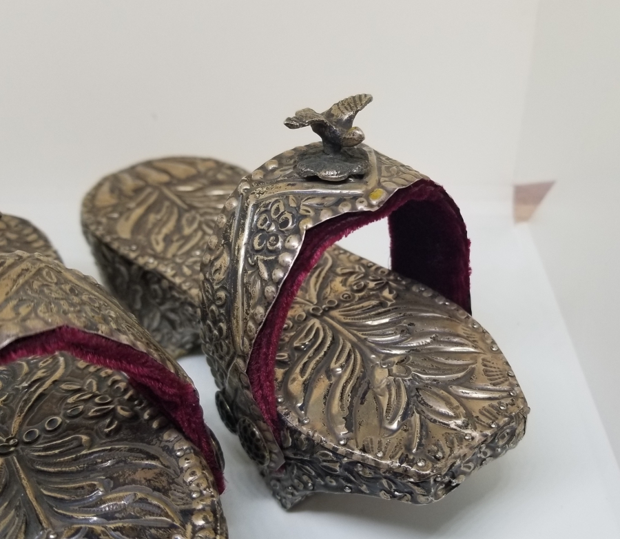 OSMANLI DÖNEMİ ÜZERİ KUŞLU VE HAYAT AĞAÇLI NADİR SARAY İŞİ GELİN NALINI