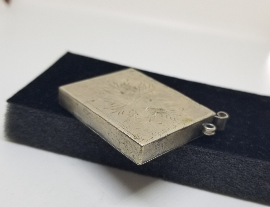 ÜZERİNDE SALTANAT ŞEMSESİ BULUNAN NADİR TİPTE OSMANLI DÖNEMİ GÜMÜŞ ASKER HAMAYILI