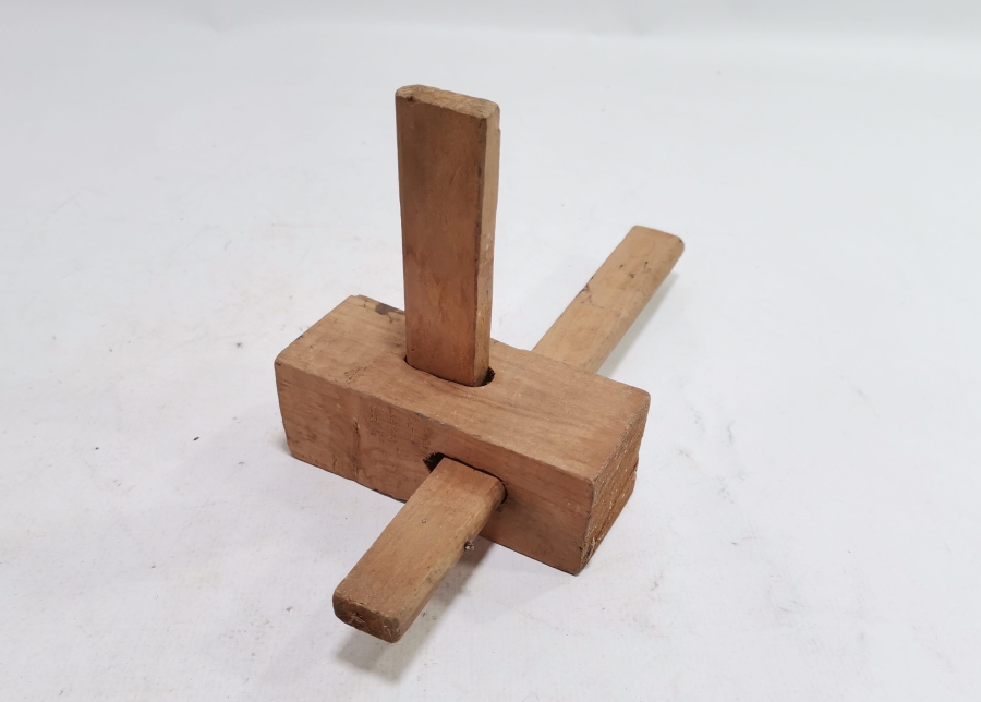 OSMANLI DÖNEMİ AHŞAP AMBAR KİLİDİ