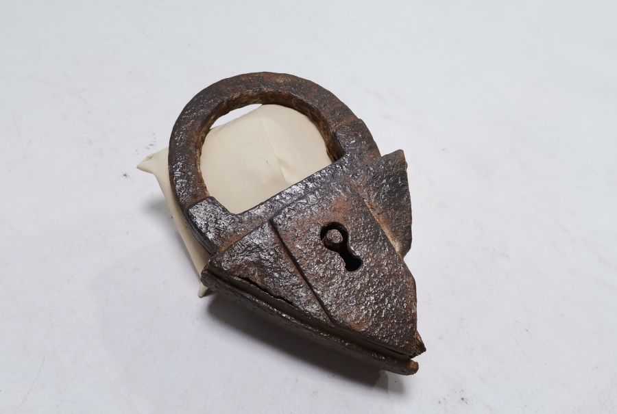 OSMANLI DÖNEMİ EL YAPIMI BÜYÜK BOY KİLİT