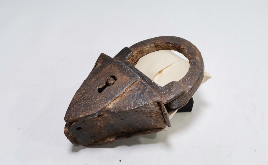 OSMANLI DÖNEMİ EL YAPIMI BÜYÜK BOY KİLİT