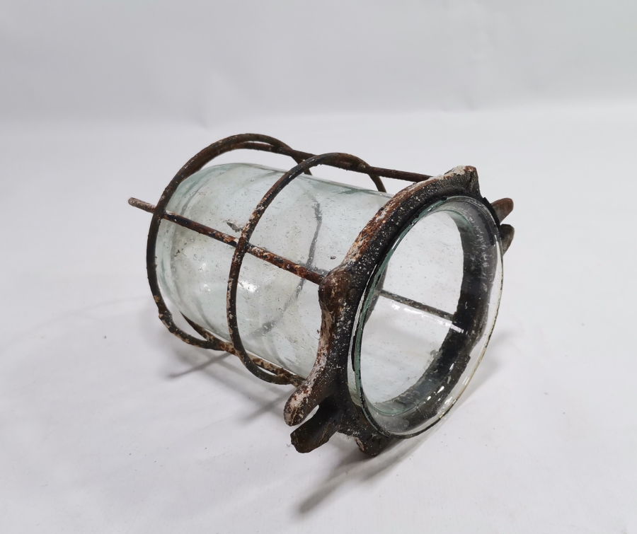 ÇOK NADİR ANTİKA GEMİ LAMBA KORUMASI