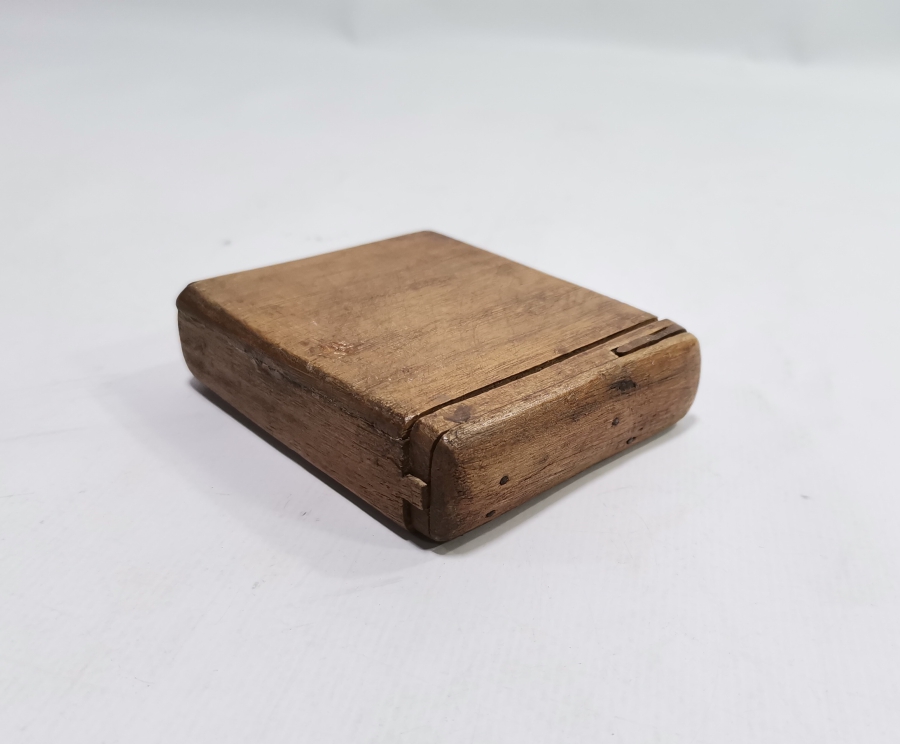 ANTİKA AHŞAP SİGARA TABAKASI